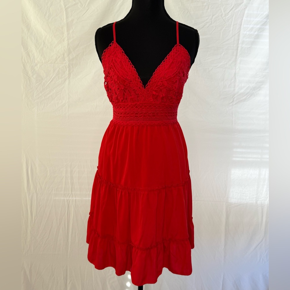Elegant Red Lace Mini Dress